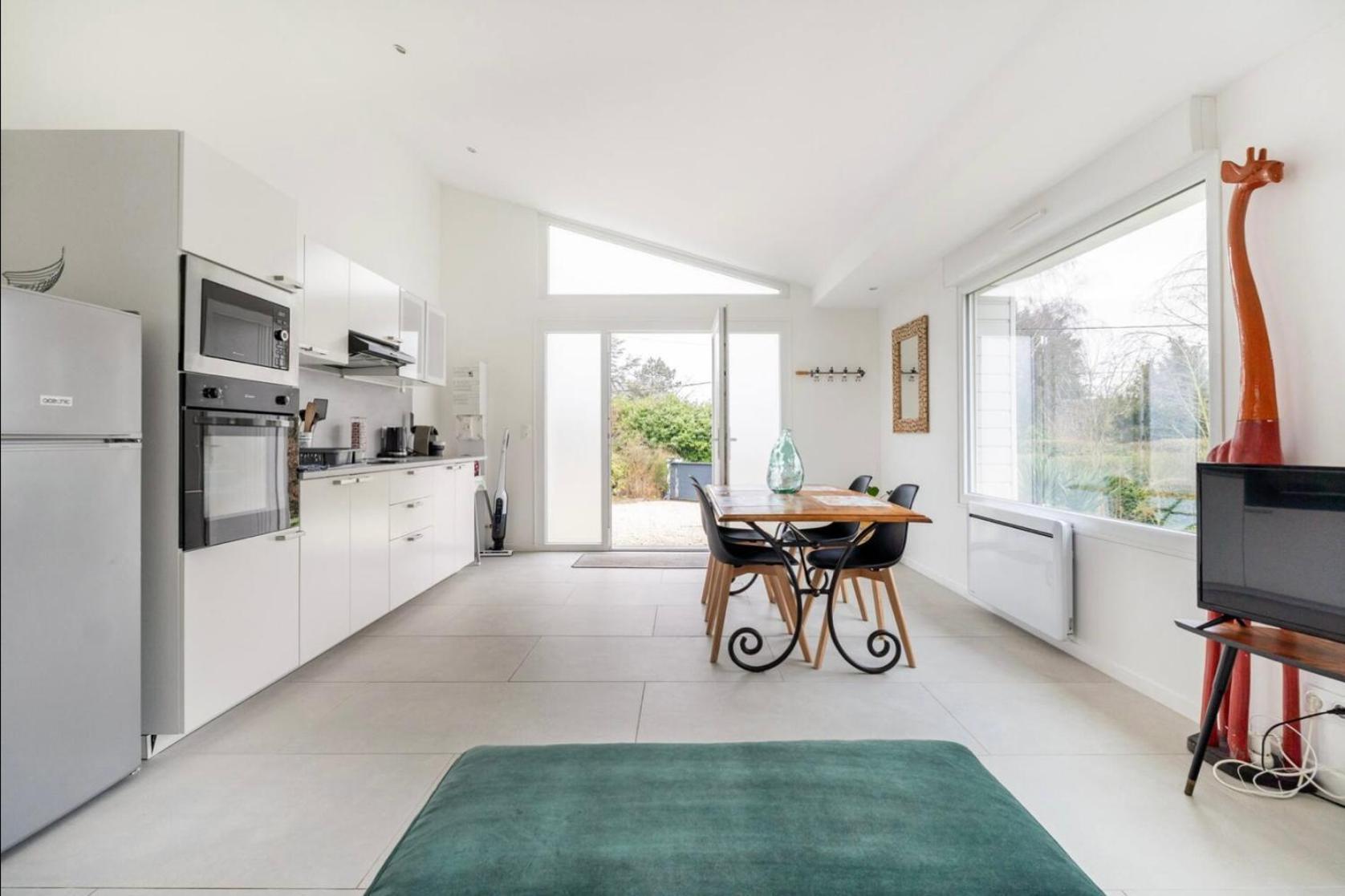 Villa entourée de verdure avec parking privé Halluin Esterno foto