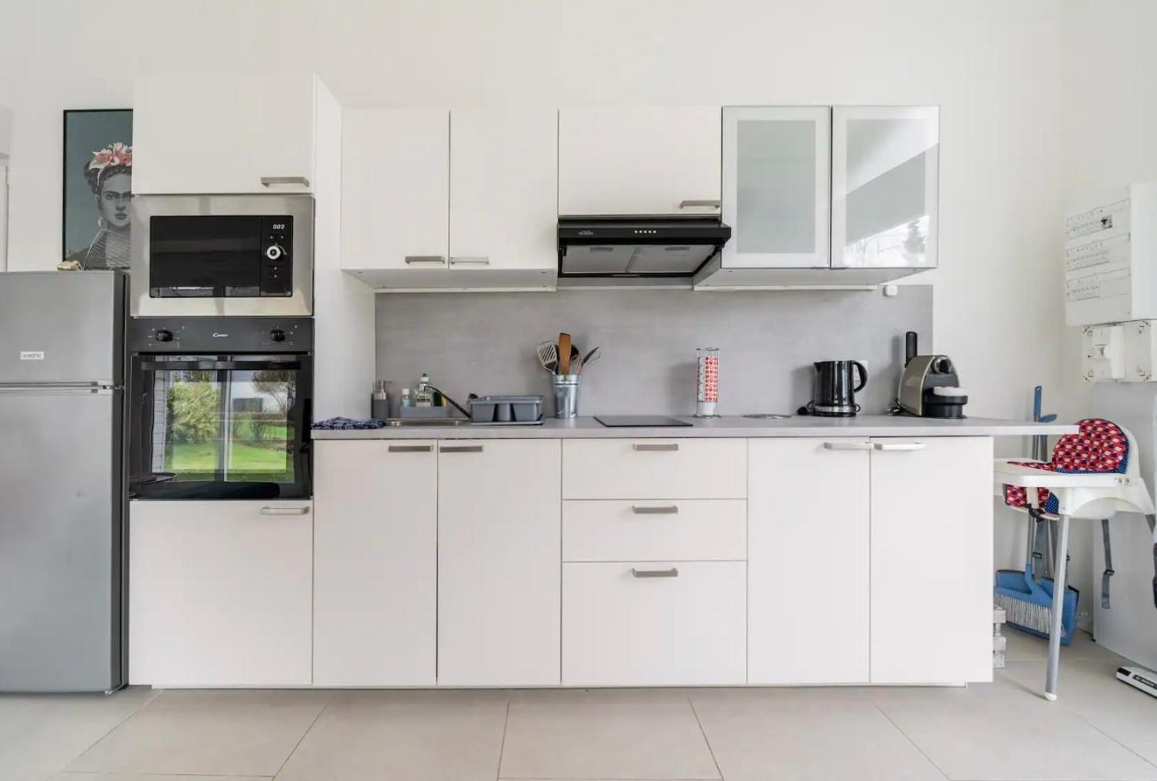 Villa entourée de verdure avec parking privé Halluin Esterno foto