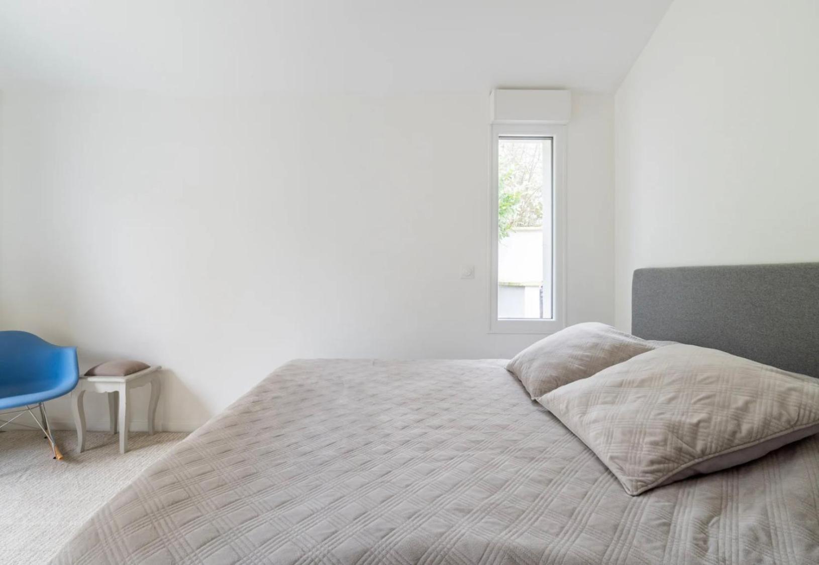Villa entourée de verdure avec parking privé Halluin Esterno foto