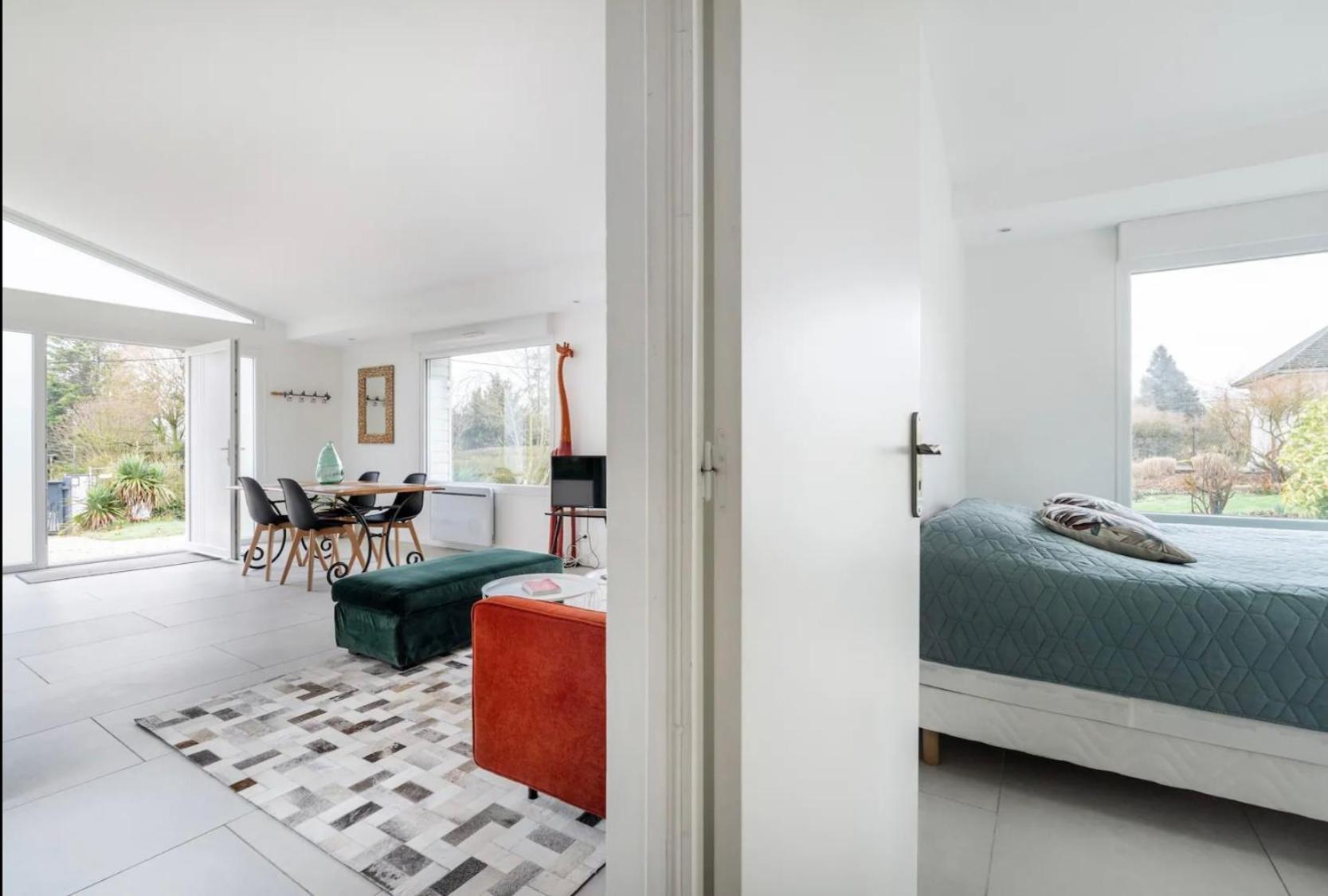 Villa entourée de verdure avec parking privé Halluin Esterno foto
